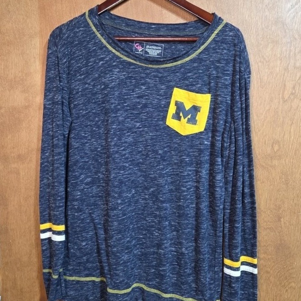 Campus Heritage Michigan Wolverines Long Sleeve Pocket Tee Juniors Large Navy‎